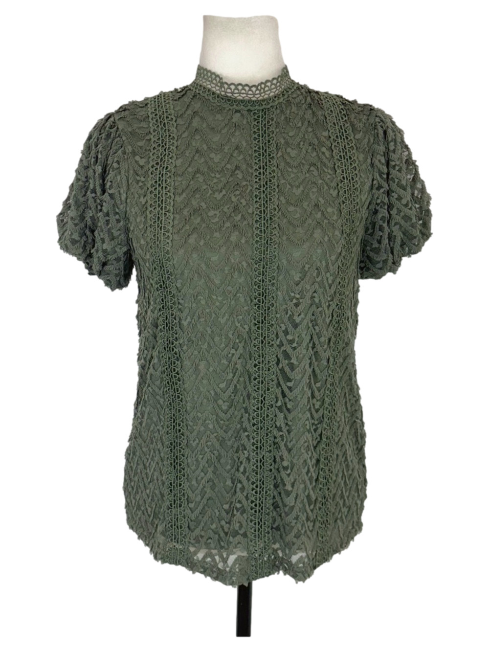 Cable & Gauge green crochet top